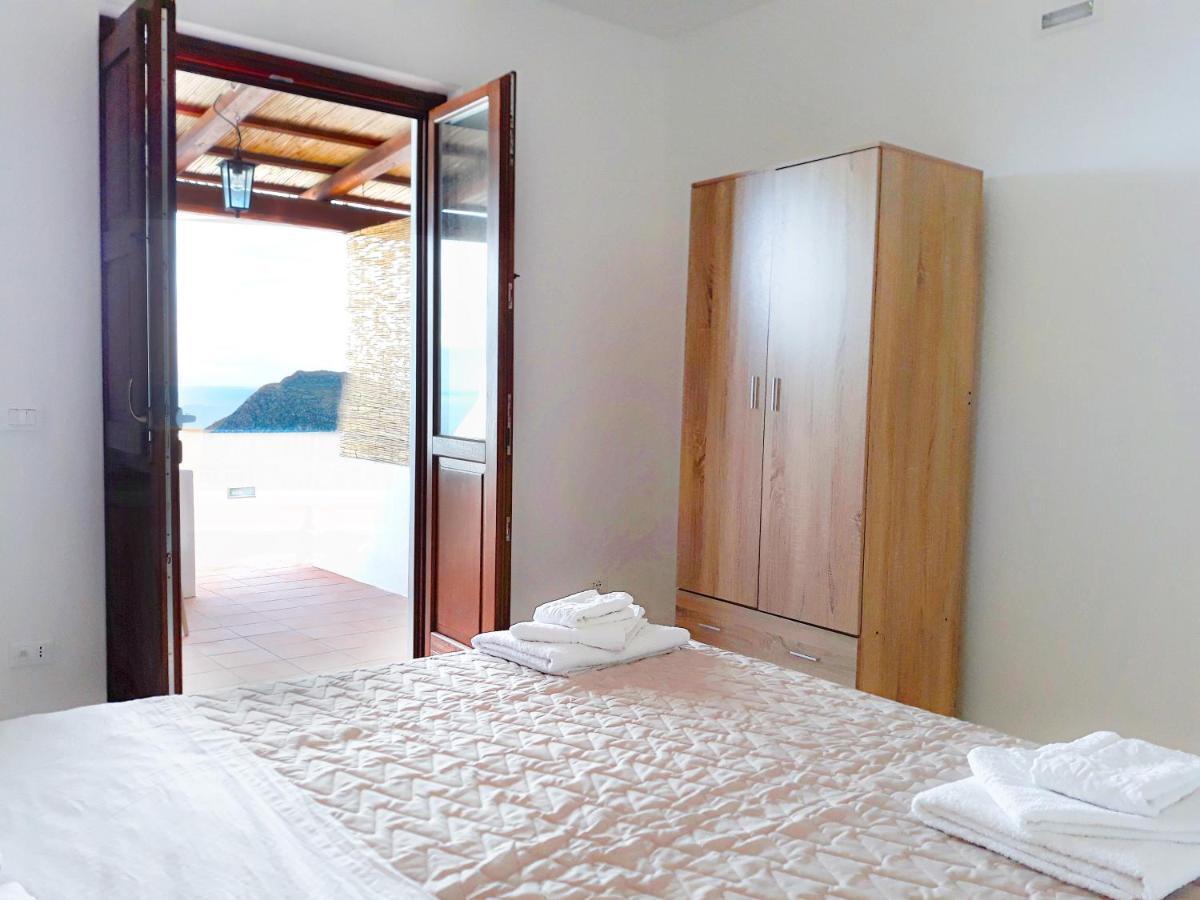 Residence Gregory Filicudi Pecorini Kültér fotó